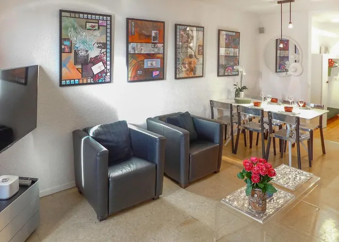 Jeanne D'arc Apt- C-19 By Interhome *